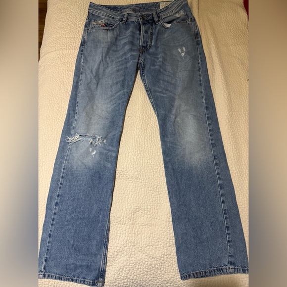 Diesel Men's Light Blue Straight Jeans - Picture 1 of 12
